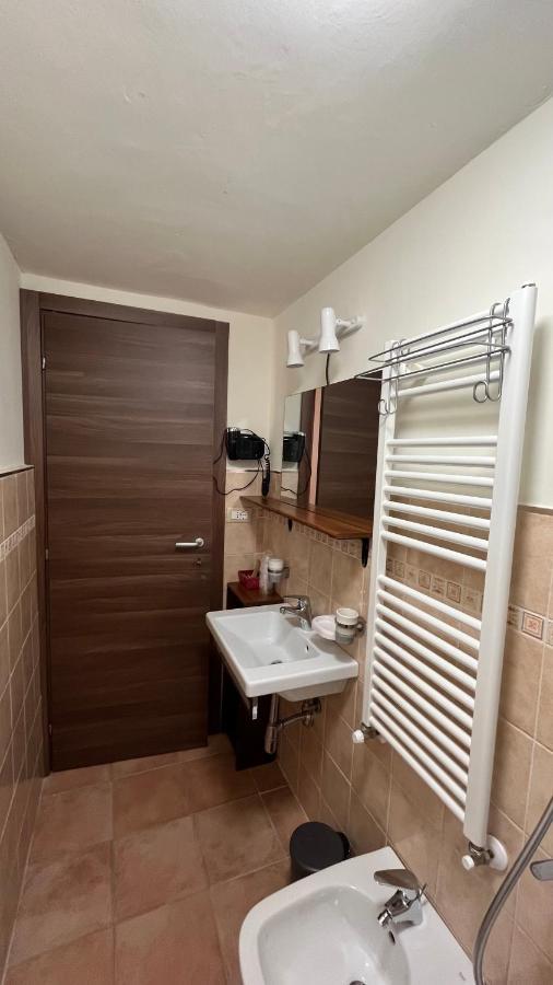 Da Sciuri Case Vacanza Barisciano Luaran gambar